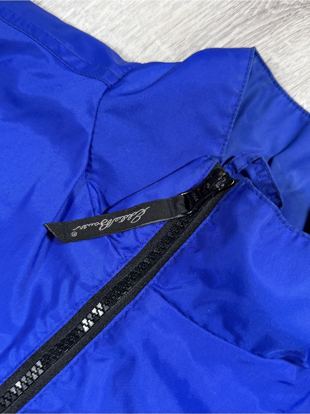 Eddie Bauer Women's XS Blue Nylon Full Zip Windbreaker Jacket Gorpcore - Picture 4 of 6